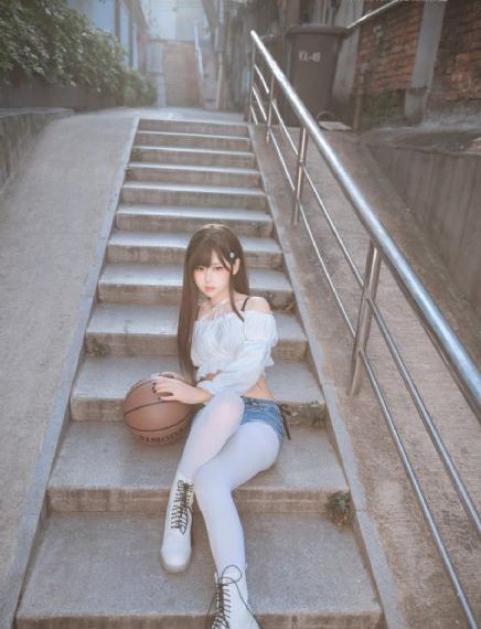 美女老师电影_高清在线观看