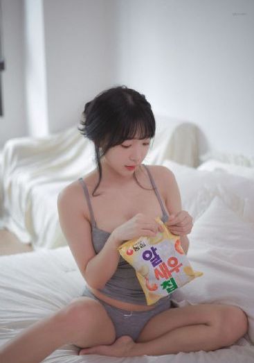 扒开女人下面两片毛茸茸_蓝光全集免费观看