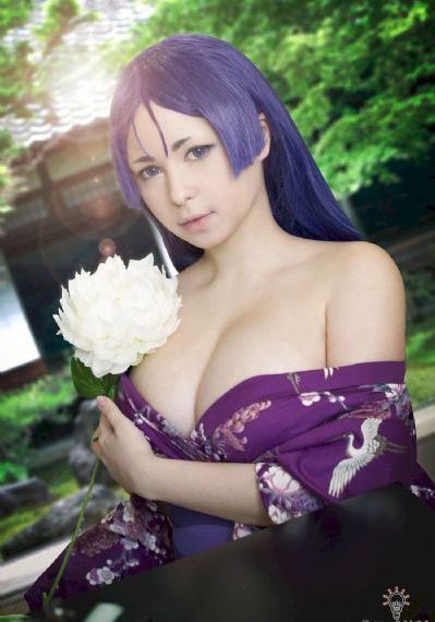 《家庭主妇的经销商》电影_BD全集免费观看