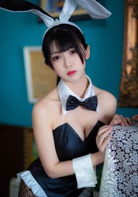 痴汉电车动漫在线_蓝光日本电影免费